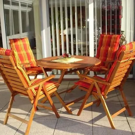 In Blandorf-wichte Mit Grossem Garten By Interhome Nyaraló